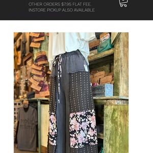 Sage & Fig Boho Patchwork Wide-Leg Pants with Floral Panels Gray & Pink NWT Med
